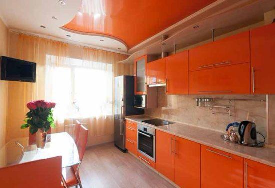 Шторы для оранжевой кухни