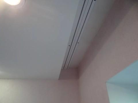 Устройство ниши на натяжном потолке