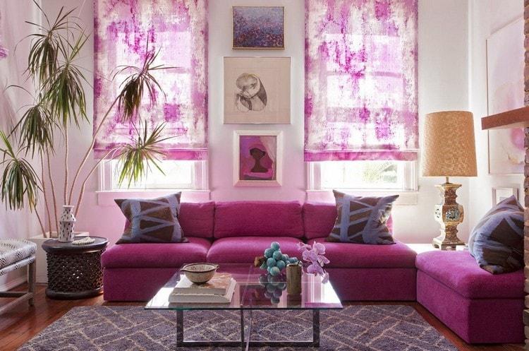 розовая гостиная с римскими шторами