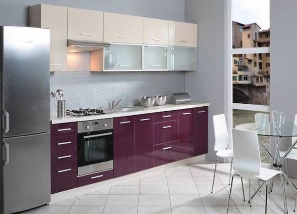 Бежево-фиолетовая кухня